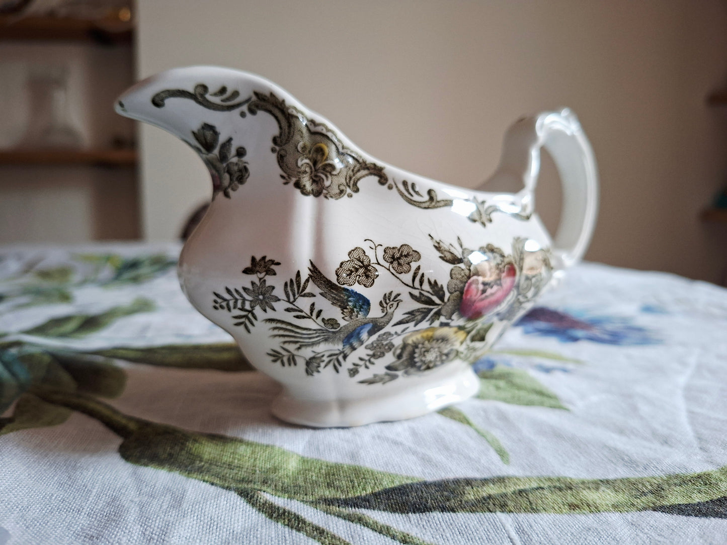 Saucière Ridgway of Staffordshire, modèle Windsor