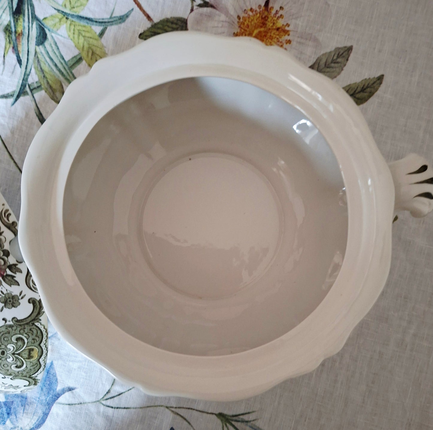 Soupière Ridgway of Staffordshire, modèle Windsor