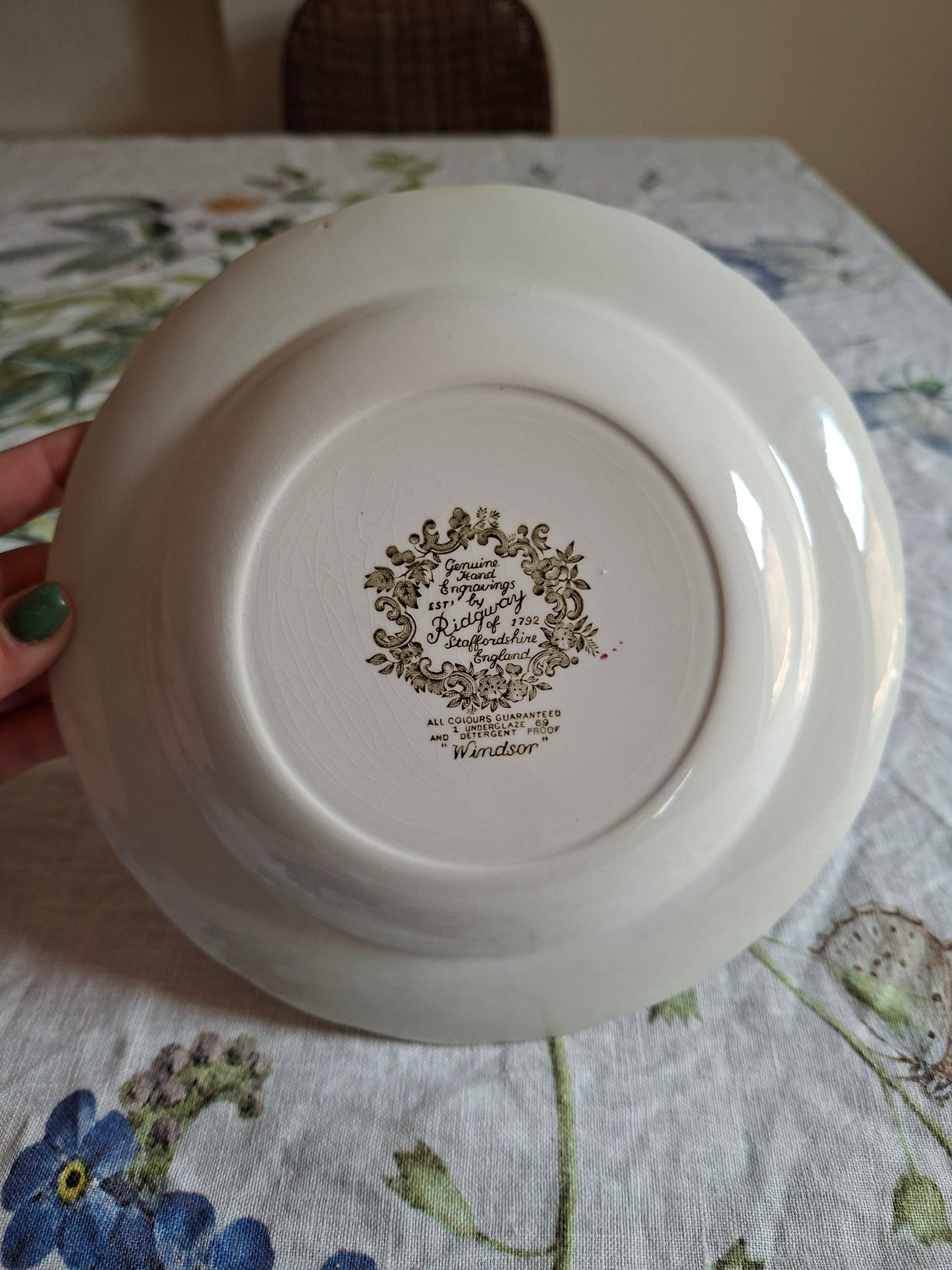 (1) Lot de 4 assiettes creuses Ridgway of Staffordshire