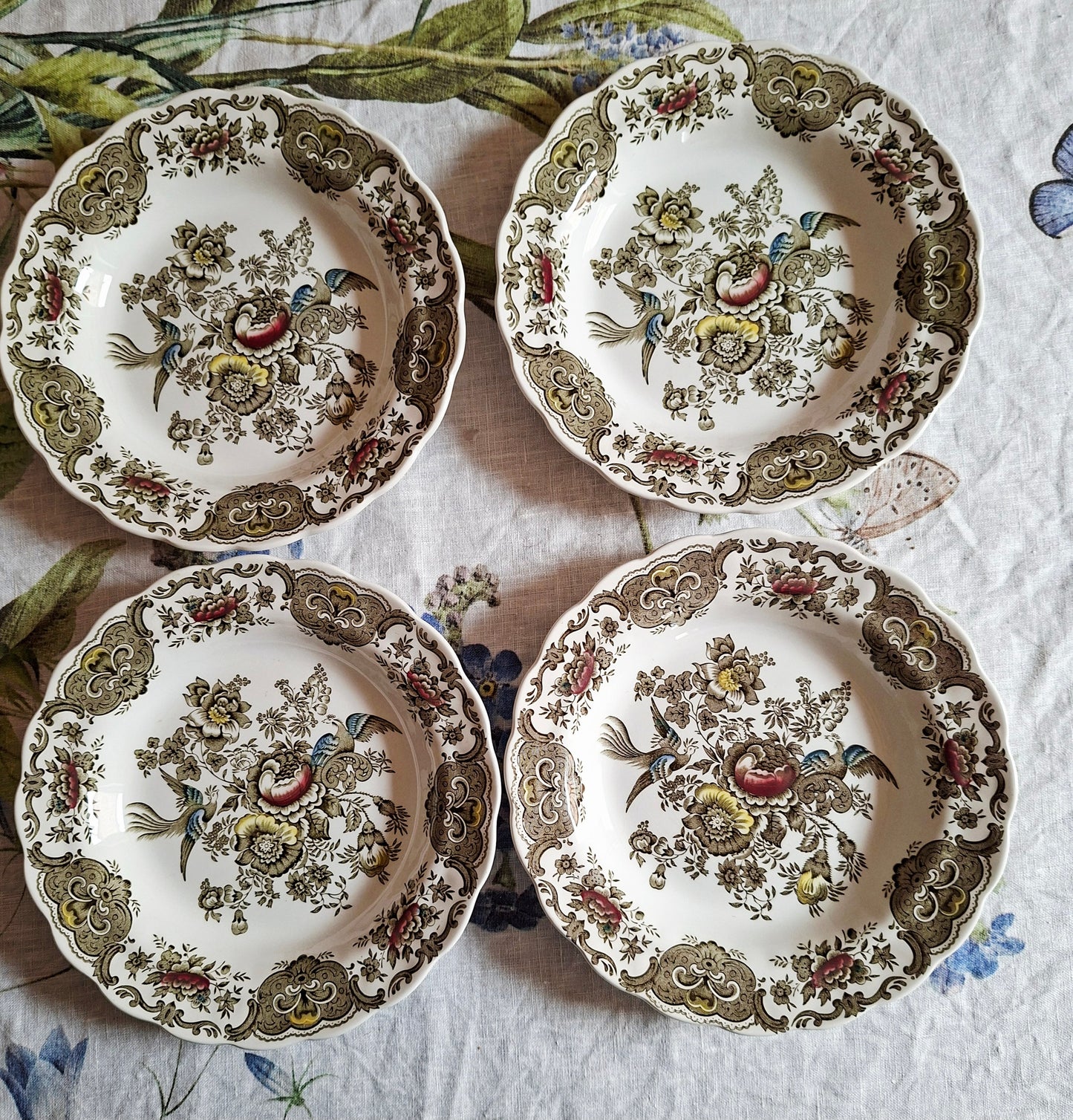 Lot de 4 assiettes creuses Ridgway of Staffordshire (3)