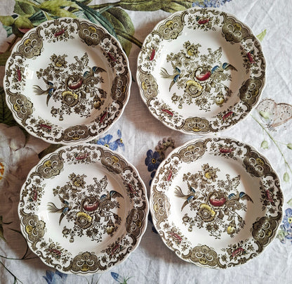 (2) Lot de 4 assiettes creuses  Ridgway of Staffordshire