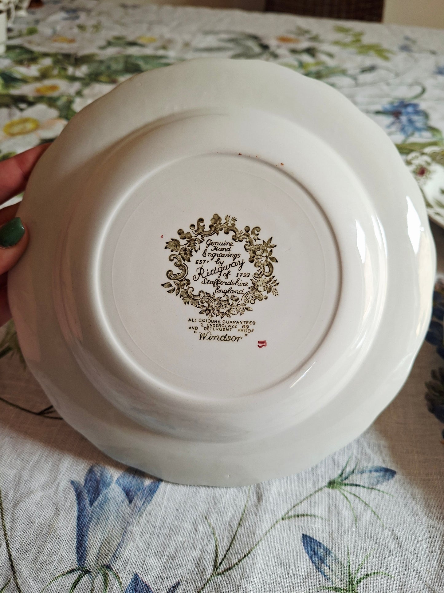 (2) Lot de 4 assiettes creuses  Ridgway of Staffordshire