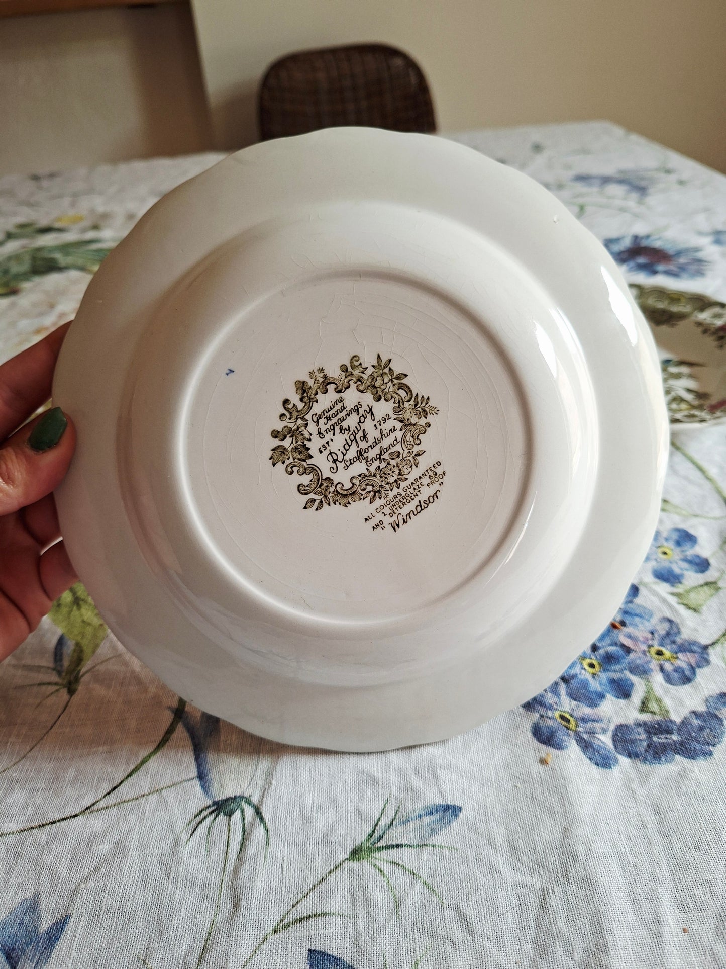 (2) Lot de 4 assiettes creuses  Ridgway of Staffordshire