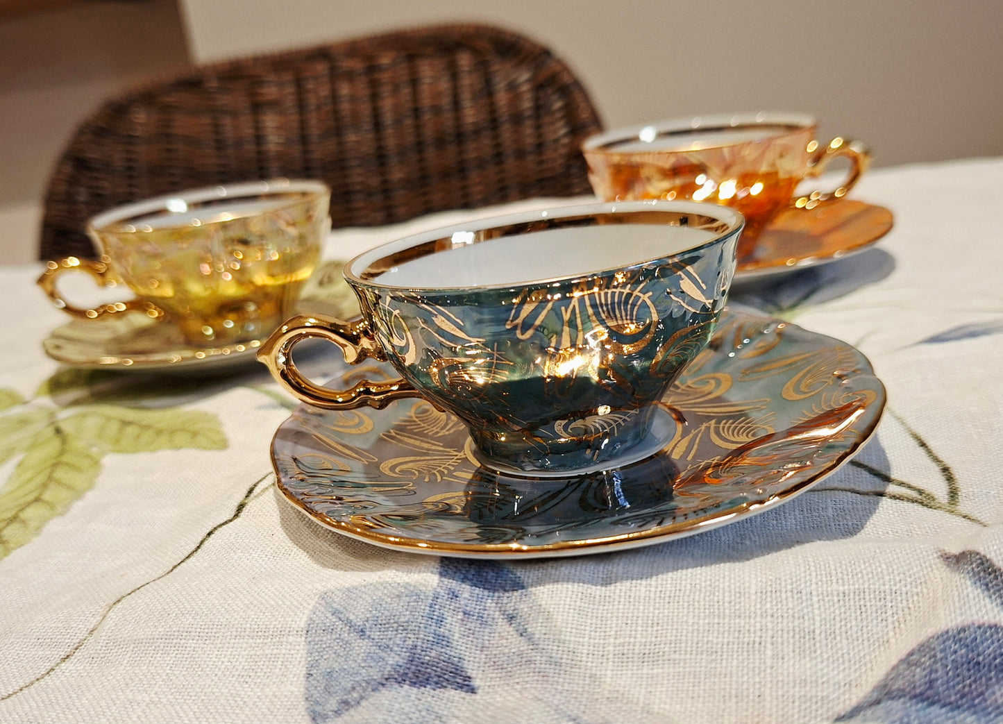 Lot de 3 tasses Bavaria avec soucoupes