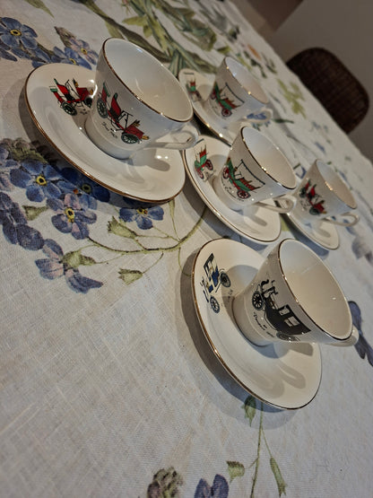 Lot de 5 tasses avec soucoupes