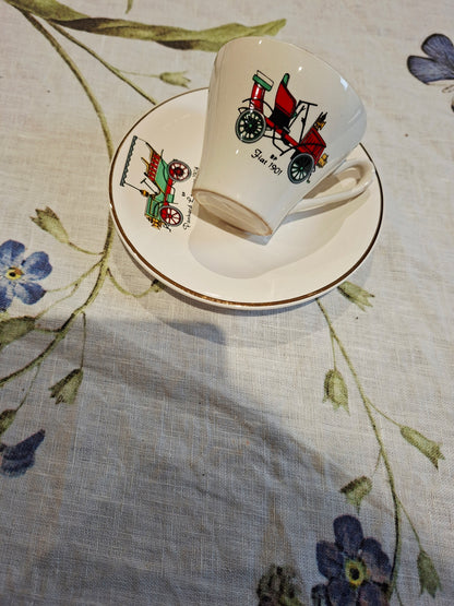 Lot de 5 tasses avec soucoupes