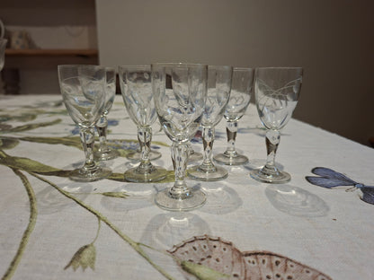 Lot de 9 petits verres à shooter gravés