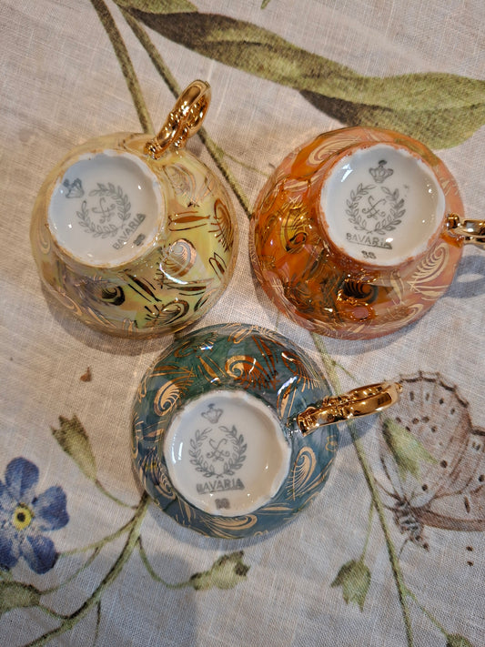 Lot de 3 tasses Bavaria avec soucoupes