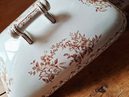 Authentique légumier / soupière en faïence de Sarreguemines, modèle Bertha