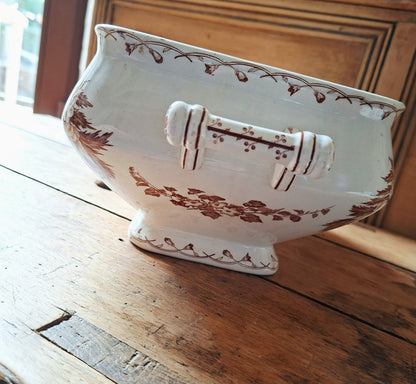 Authentique légumier / soupière en faïence de Sarreguemines, modèle Bertha