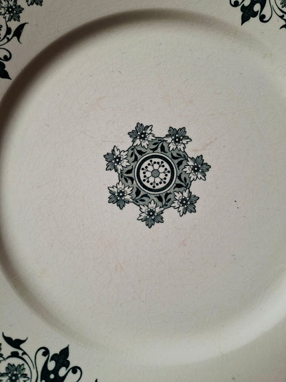 Superbe lot de 4 assiettes anciennes – Mix & Match vintage 🌿