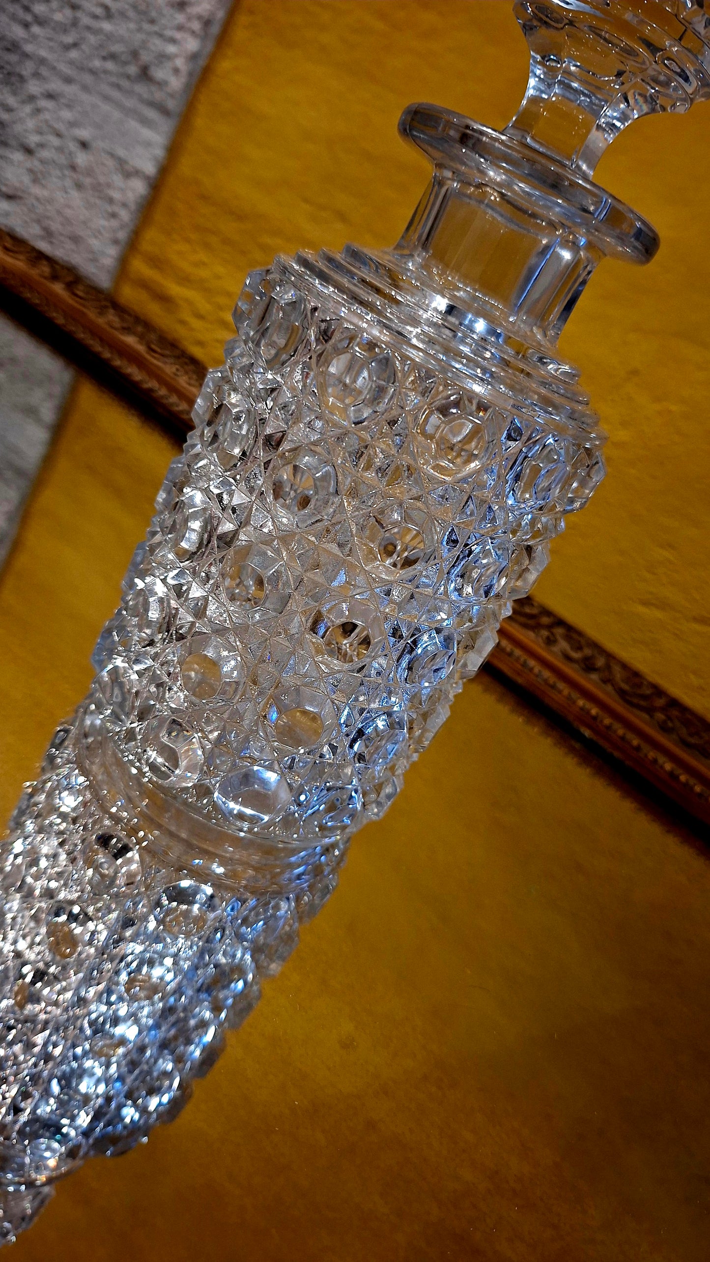 Flacon de parfum Baccarat – modèle “Pierrerie”