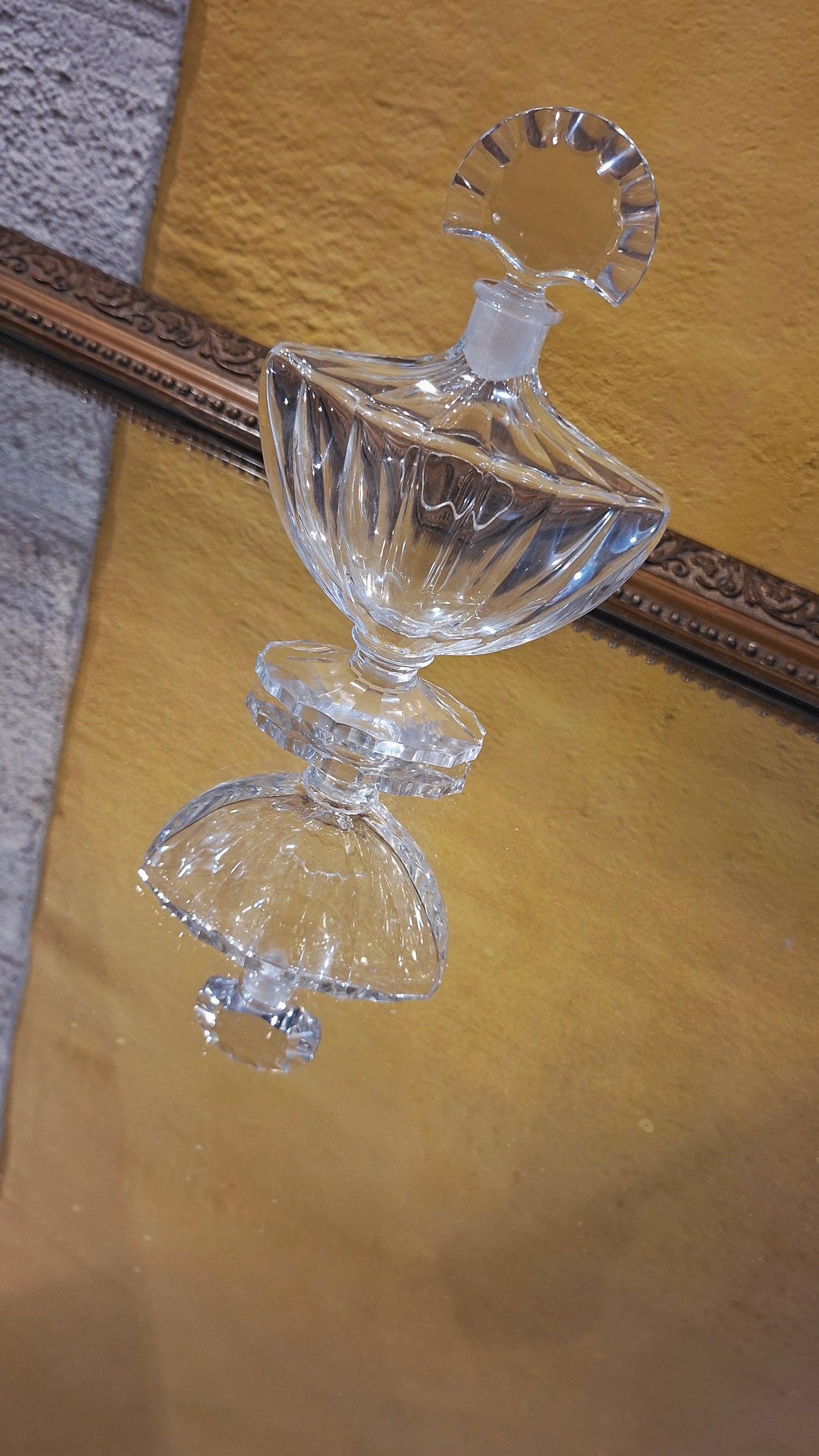 Superbe Flacon de Parfum “Shalimar” – Guerlain Édition Cristal Baccarat