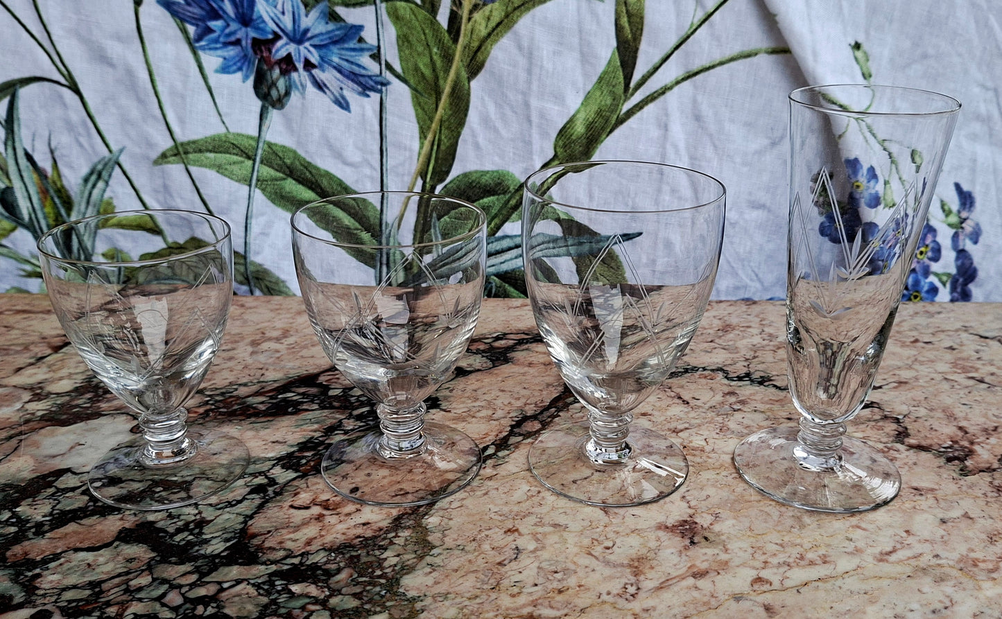 6 verres en cristal de taille moyenne