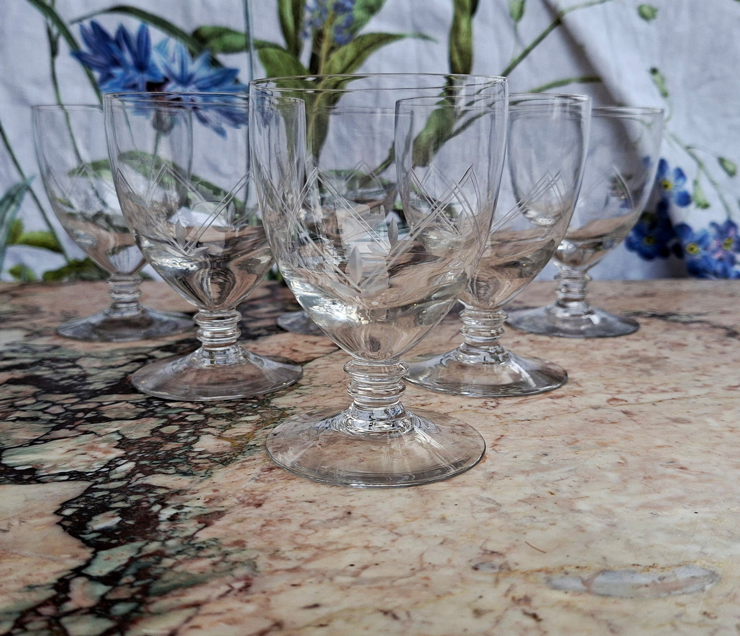 6 verres en cristal de taille moyenne