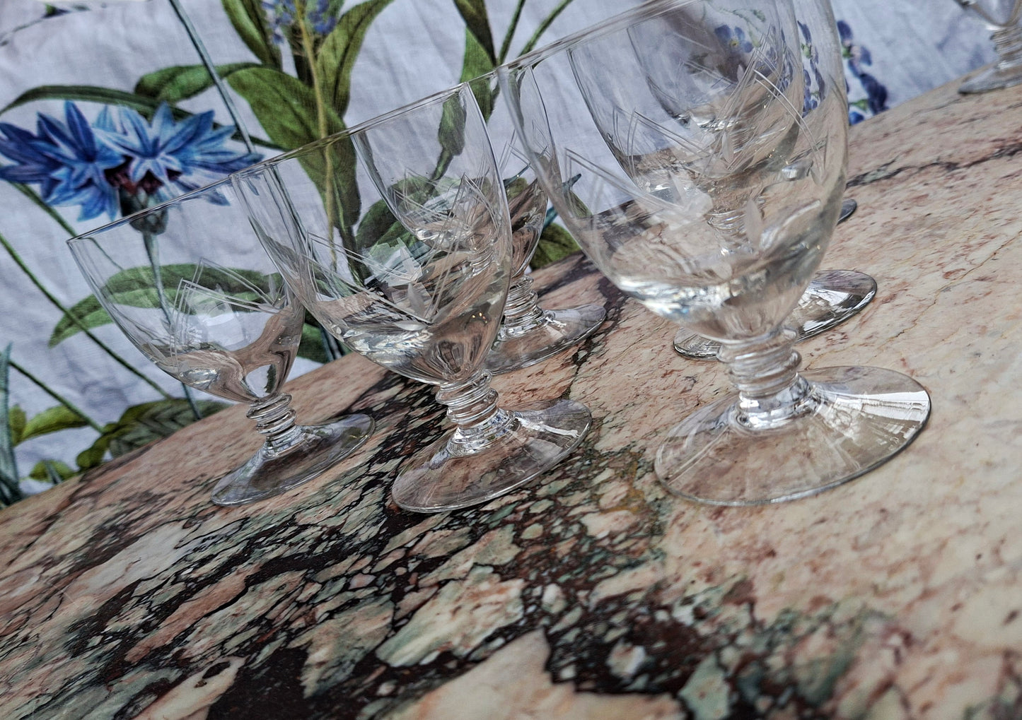6 verres en cristal de taille moyenne