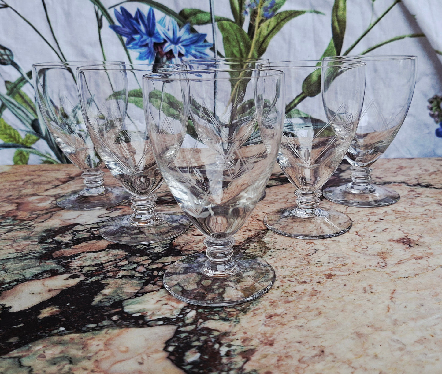 6 grands verres en cristal