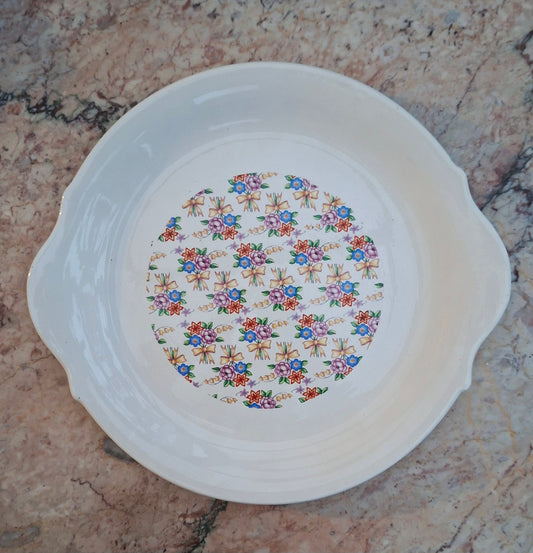 Plat rond en porcelaine