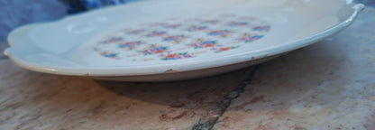 Plat rond en porcelaine