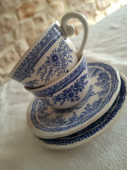 Tasses à café anciennes Lunéville