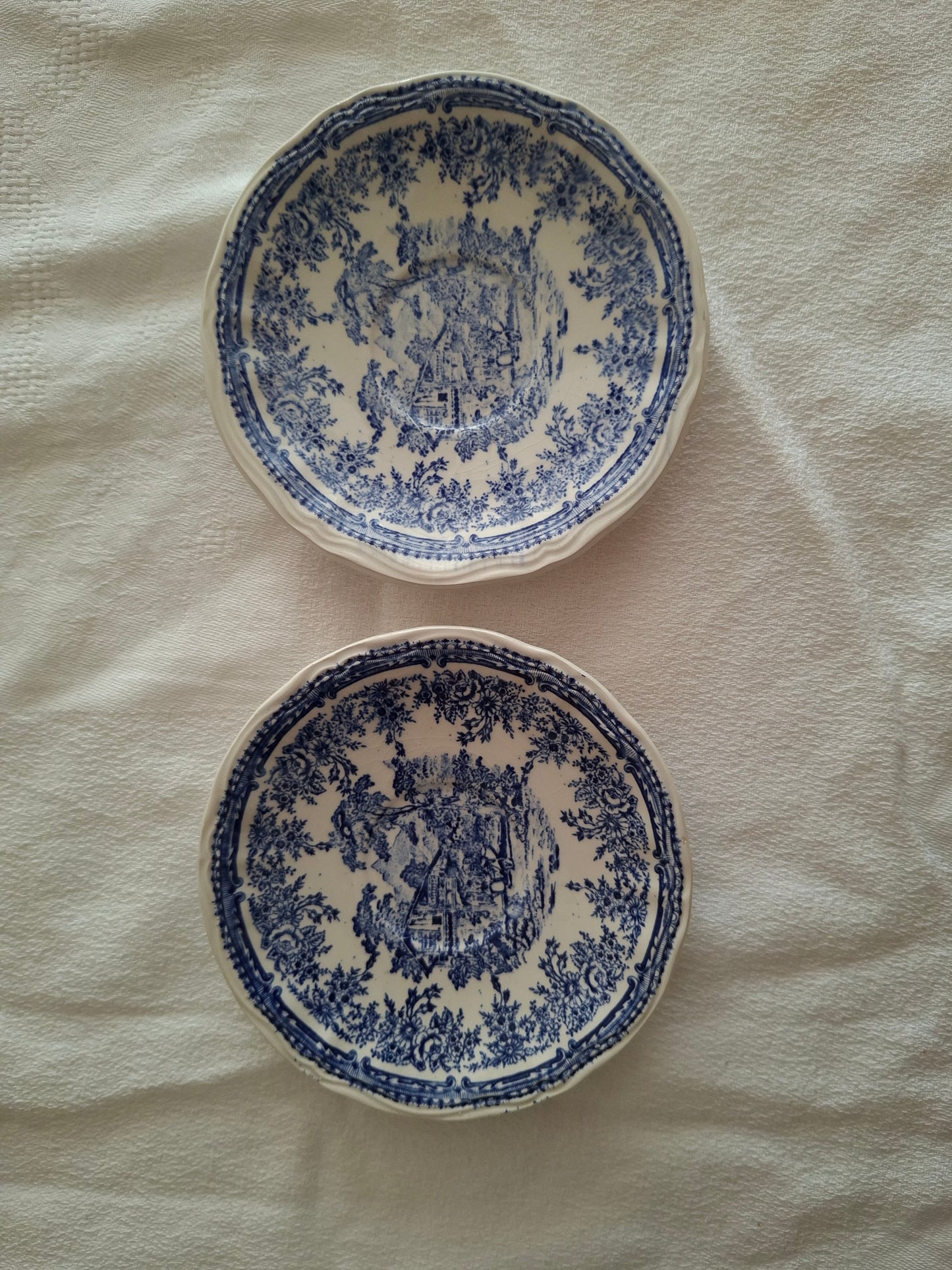 Tasses à café anciennes Lunéville