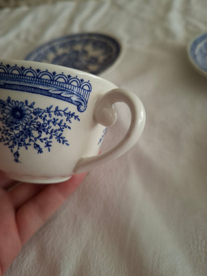 Tasses à café anciennes Lunéville