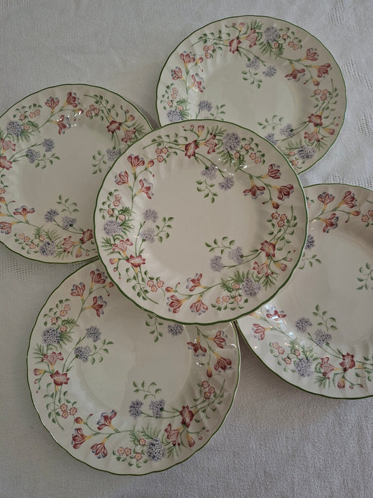 Assiettes plates Churchill