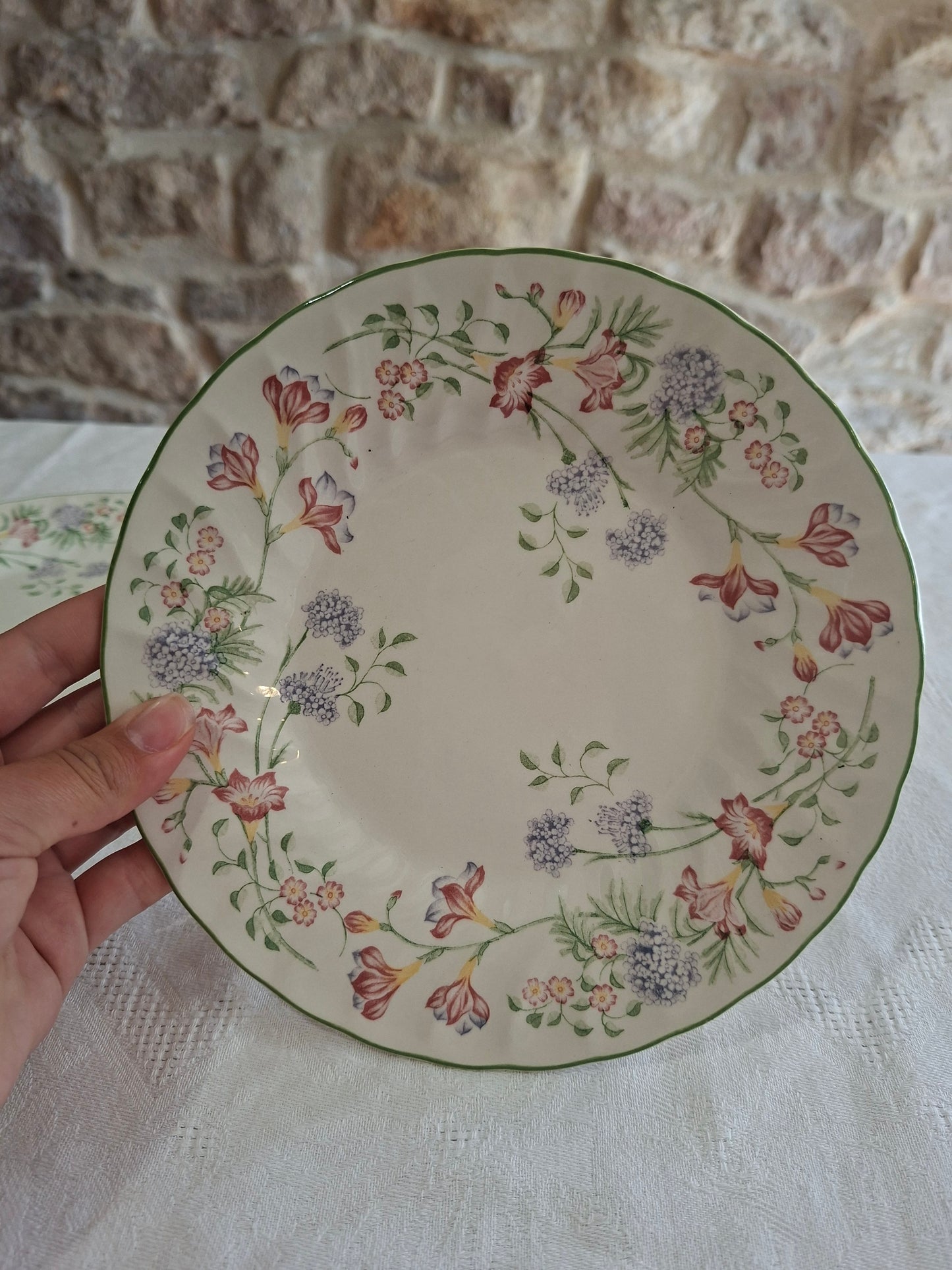 Assiettes plates Churchill