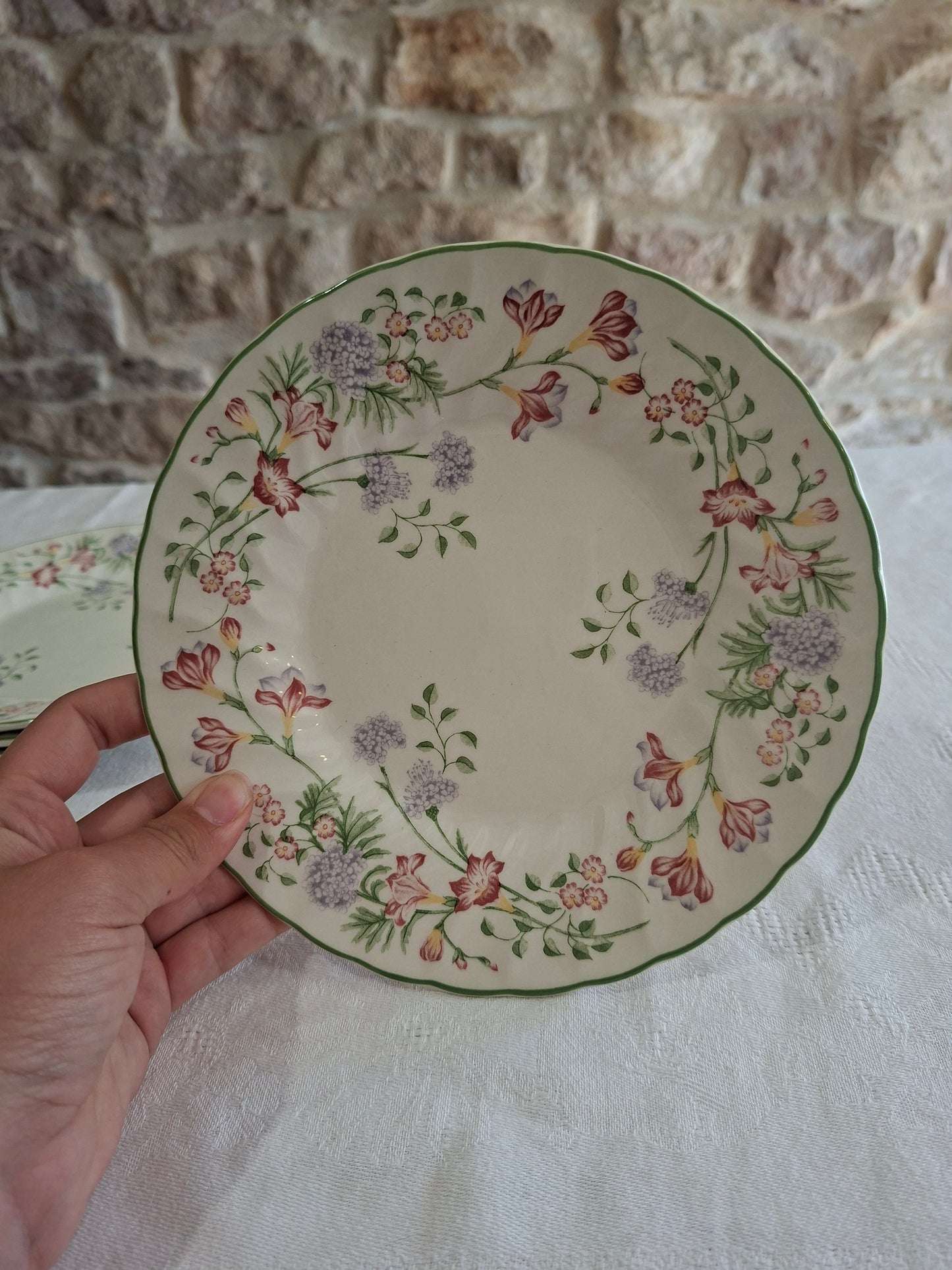 Assiettes plates Churchill
