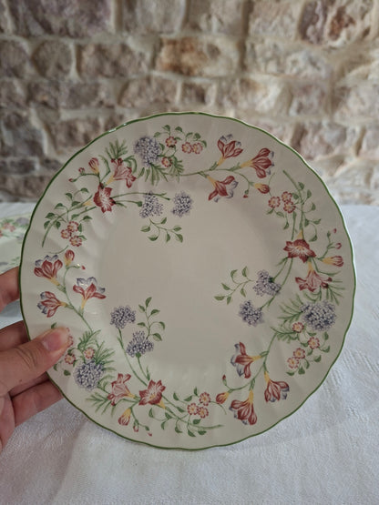 Assiettes plates Churchill