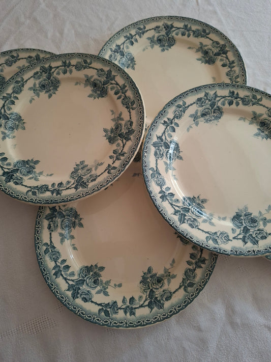 6,assiettes plates en terre de fer de la Manufacture de Choisy-le-Roi (1)