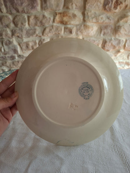6,assiettes plates en terre de fer de la Manufacture de Choisy-le-Roi (1)