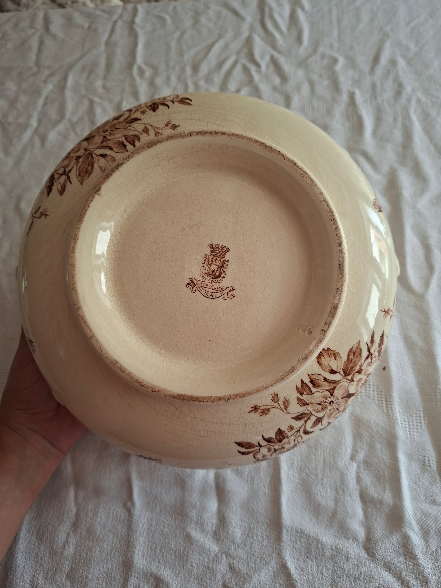 Soupière sans couvercle (saladier) de la Manufacture de Gien – Modèle Mai