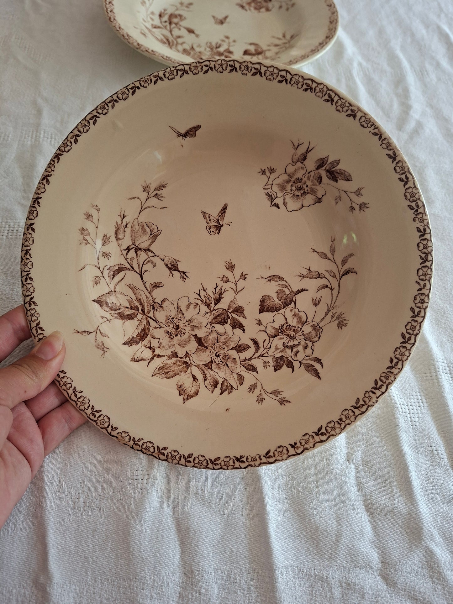 Lot de 4 assiettes creuses de la Manufacture de Gien – Modèle Mai