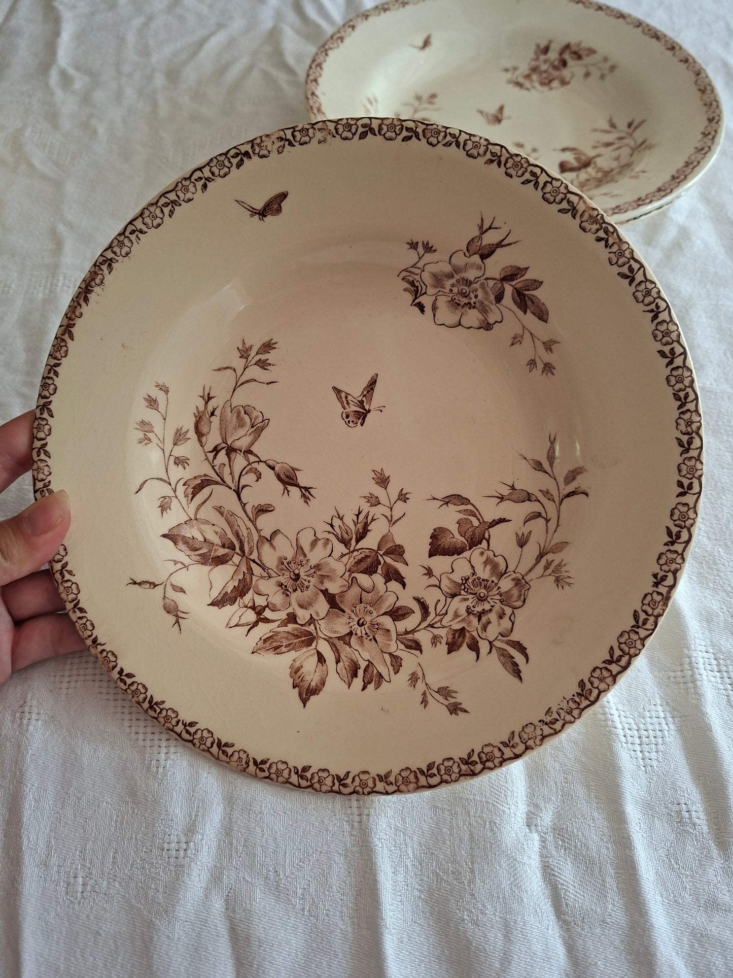 Lot de 4 assiettes creuses de la Manufacture de Gien – Modèle Mai