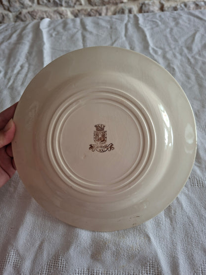 Lot de 8 assiettes plates de la Manufacture de Gien – Modèle Mai (1)