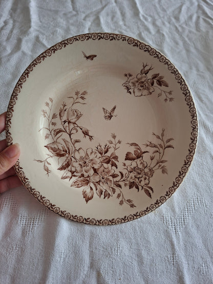 Lot de 8 assiettes plates de la Manufacture de Gien – Modèle Mai (1)