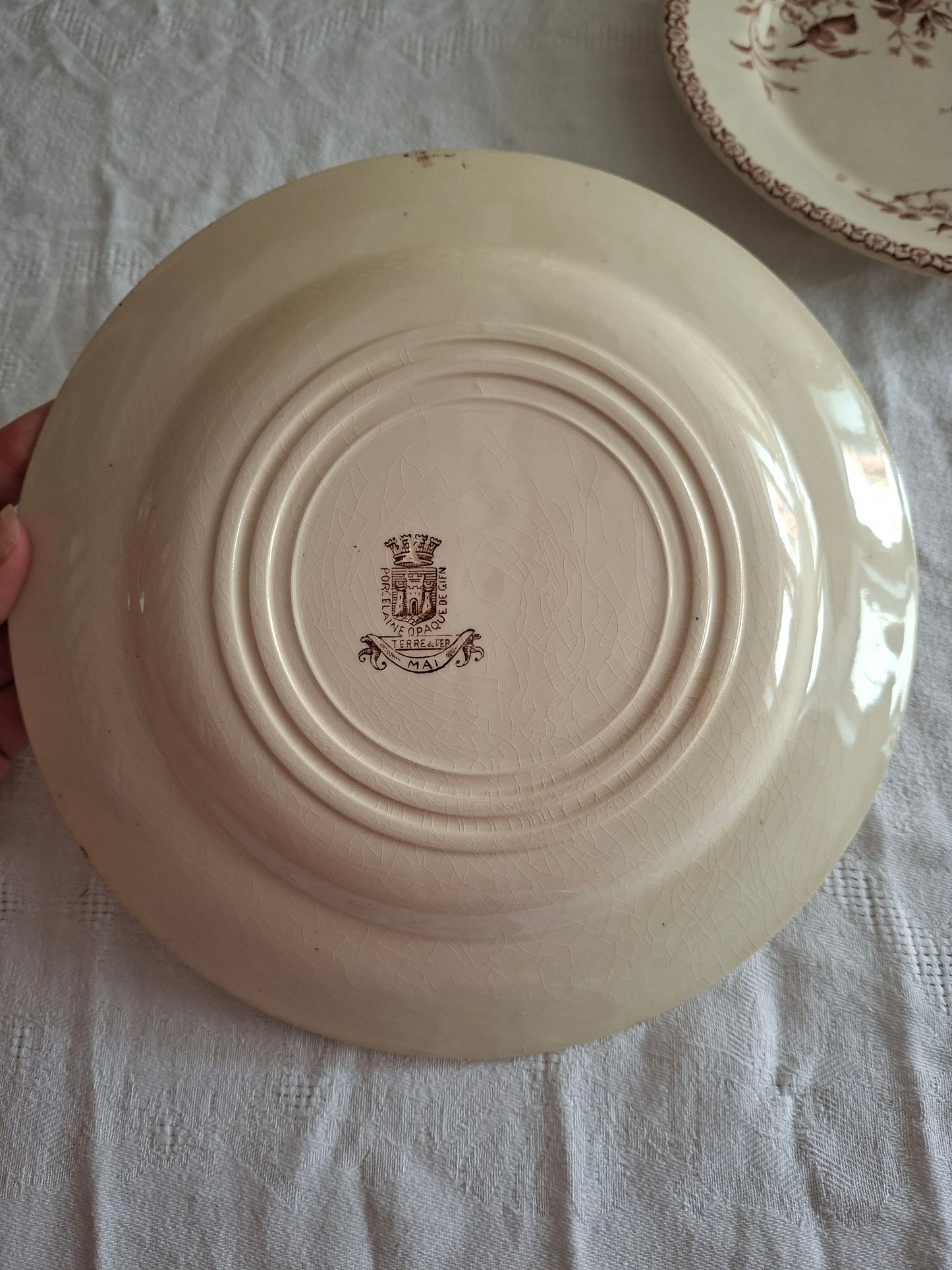 Lot de 8 assiettes plates de la Manufacture de Gien – Modèle Mai (2)