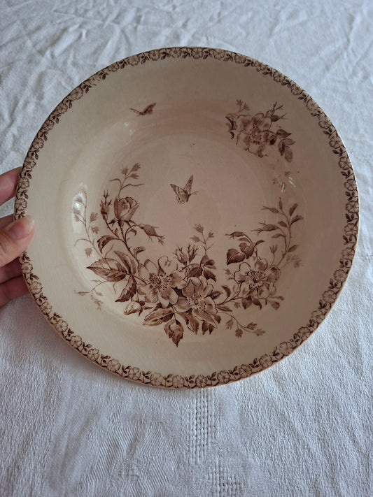 Assiette creuse de la Manufacture de Gien – Modèle Mai