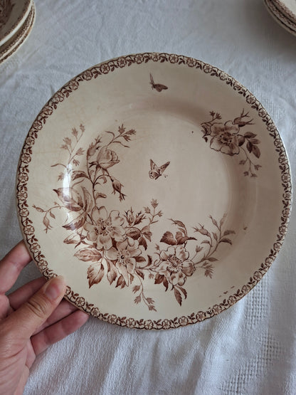 Lot de 8 assiettes plates de la Manufacture de Gien – Modèle Mai (2)