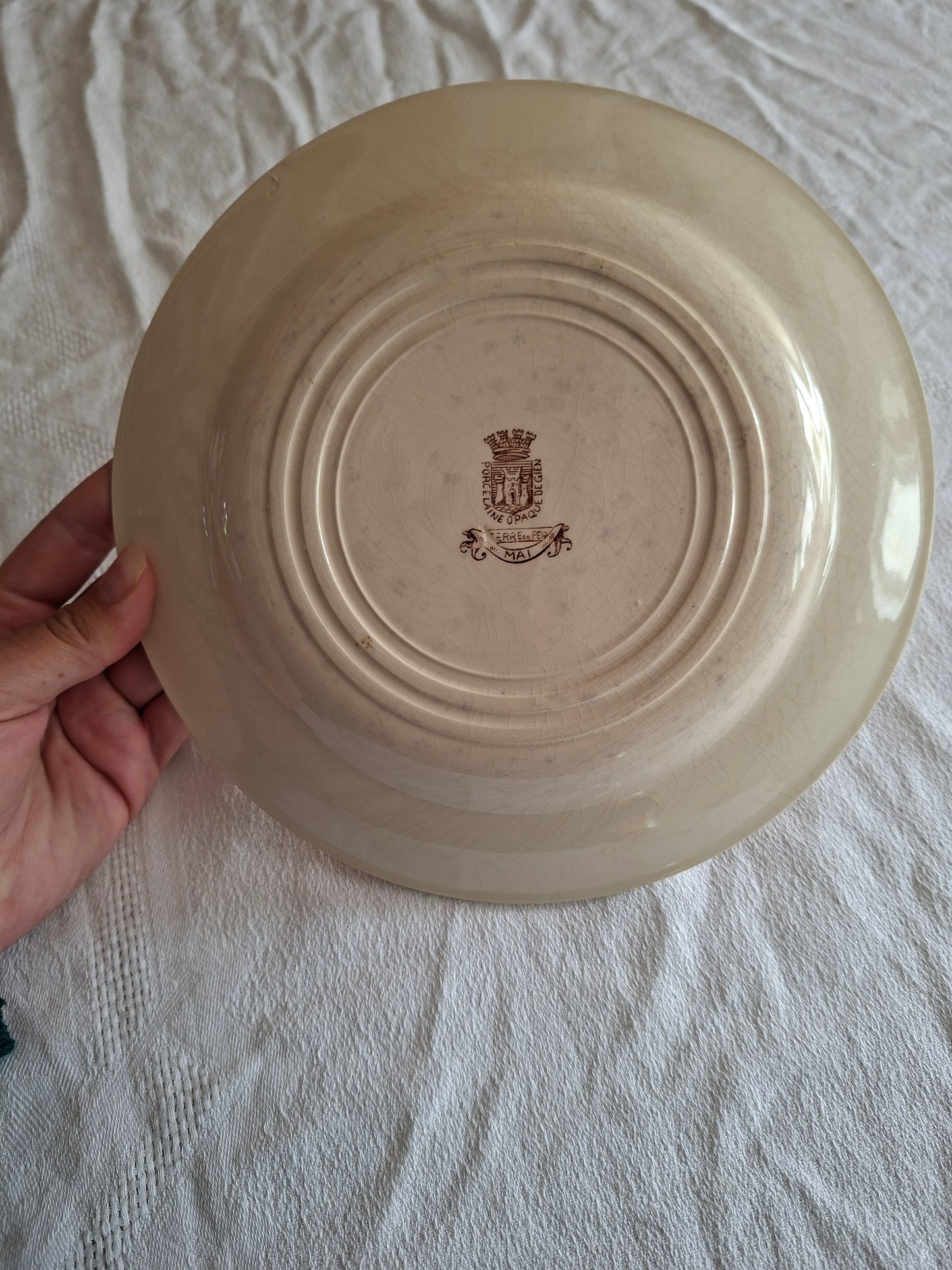 Lot de 4 assiettes plates de la Manufacture de Gien – Modèle Mai