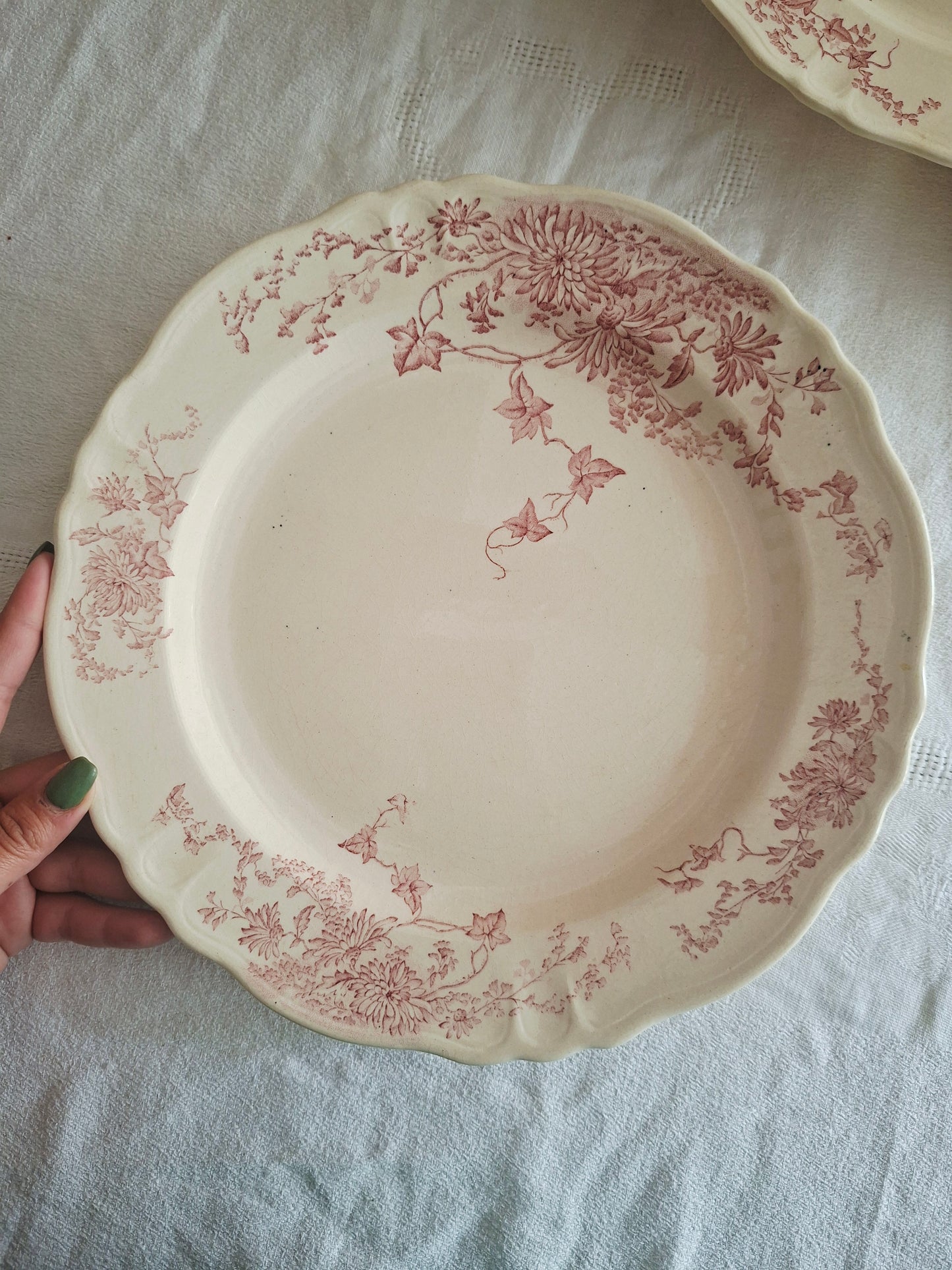1 plat rond longchamp terre de fer (1)