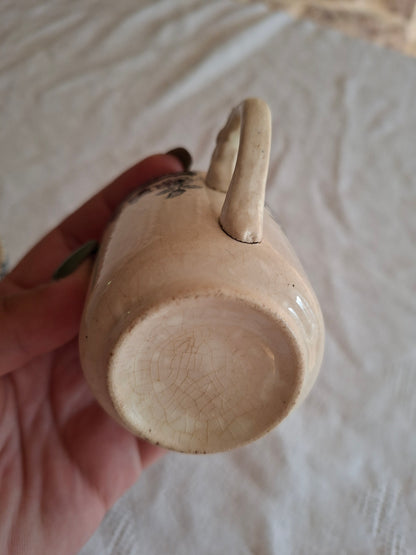 Lot de 2 tasses anciennes en Terre de Fer HB & Cie – Manufacture de Choisy-le-Roi