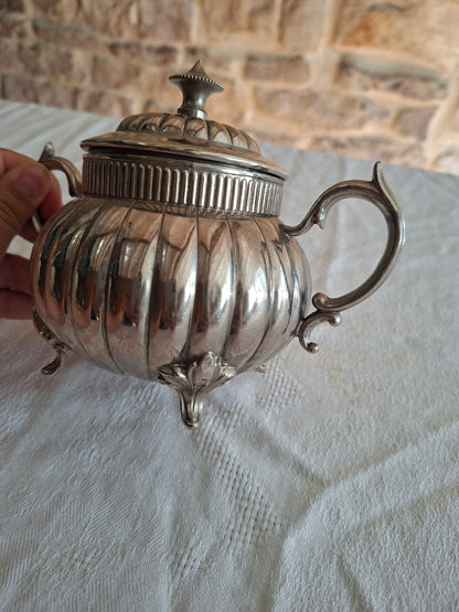 Sucrier et pot à lait en métal argenté Gerhardi & Co