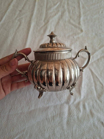 Sucrier et pot à lait en métal argenté Gerhardi & Co