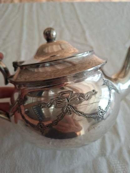 Théière ancienne en métal argenté MH & Co Martinoid