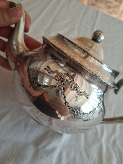 Théière ancienne en métal argenté MH & Co Martinoid