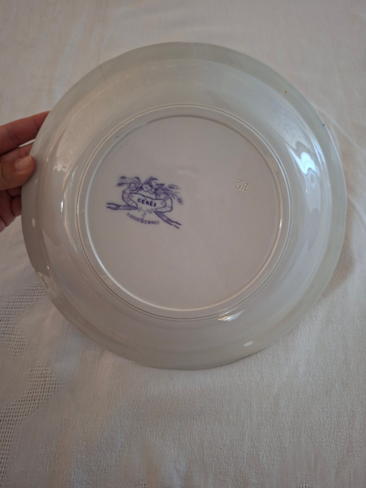Plat creux n°2 en faïence de Sarreguemines – Modèle Cérès