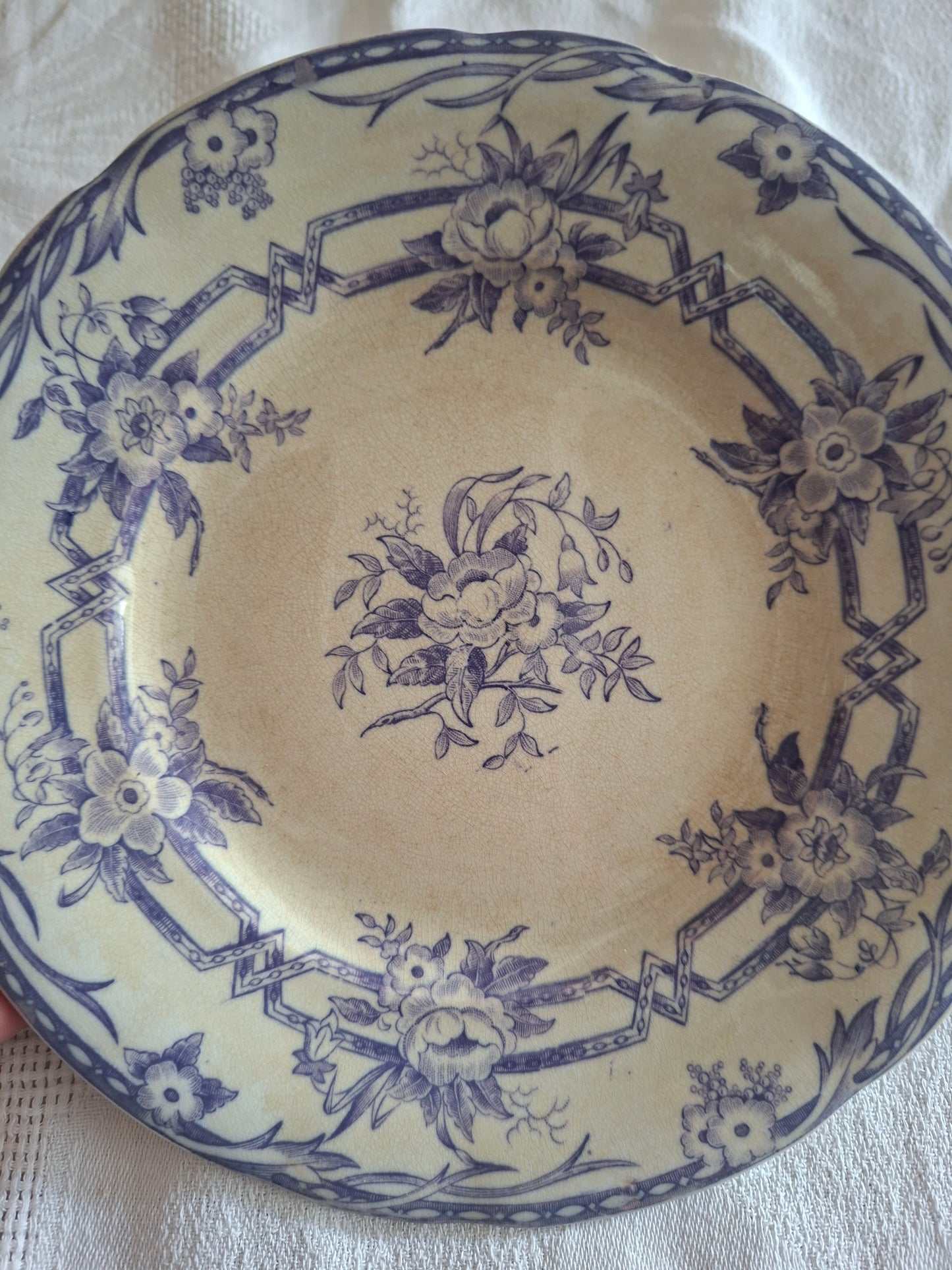 Assiette n°3 en faïence de Sarreguemines – Modèle Cérès
