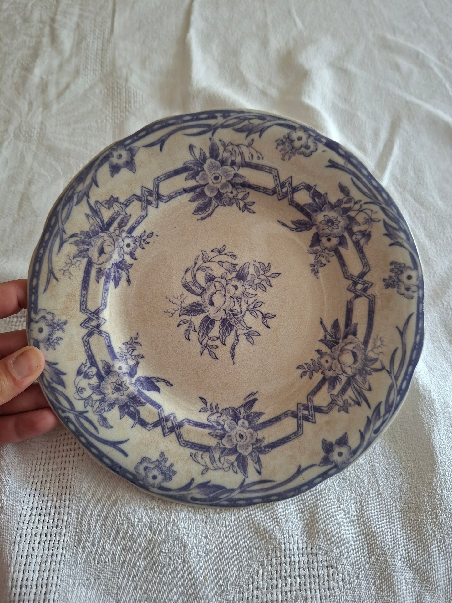 Assiette n°4 en faïence de Sarreguemines – Modèle Cérès